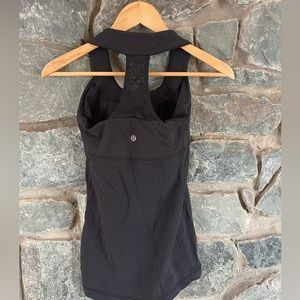 Classic black Lululemon tank